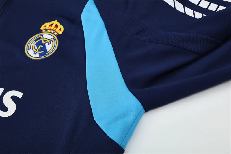 Sweat Haut de survêtement Real Madrid – Édition Rétro 2005/06