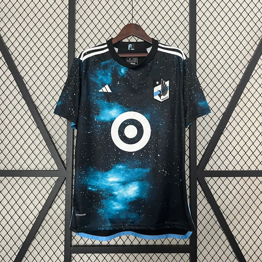 Maillot football Minnesota domicile 2024/25