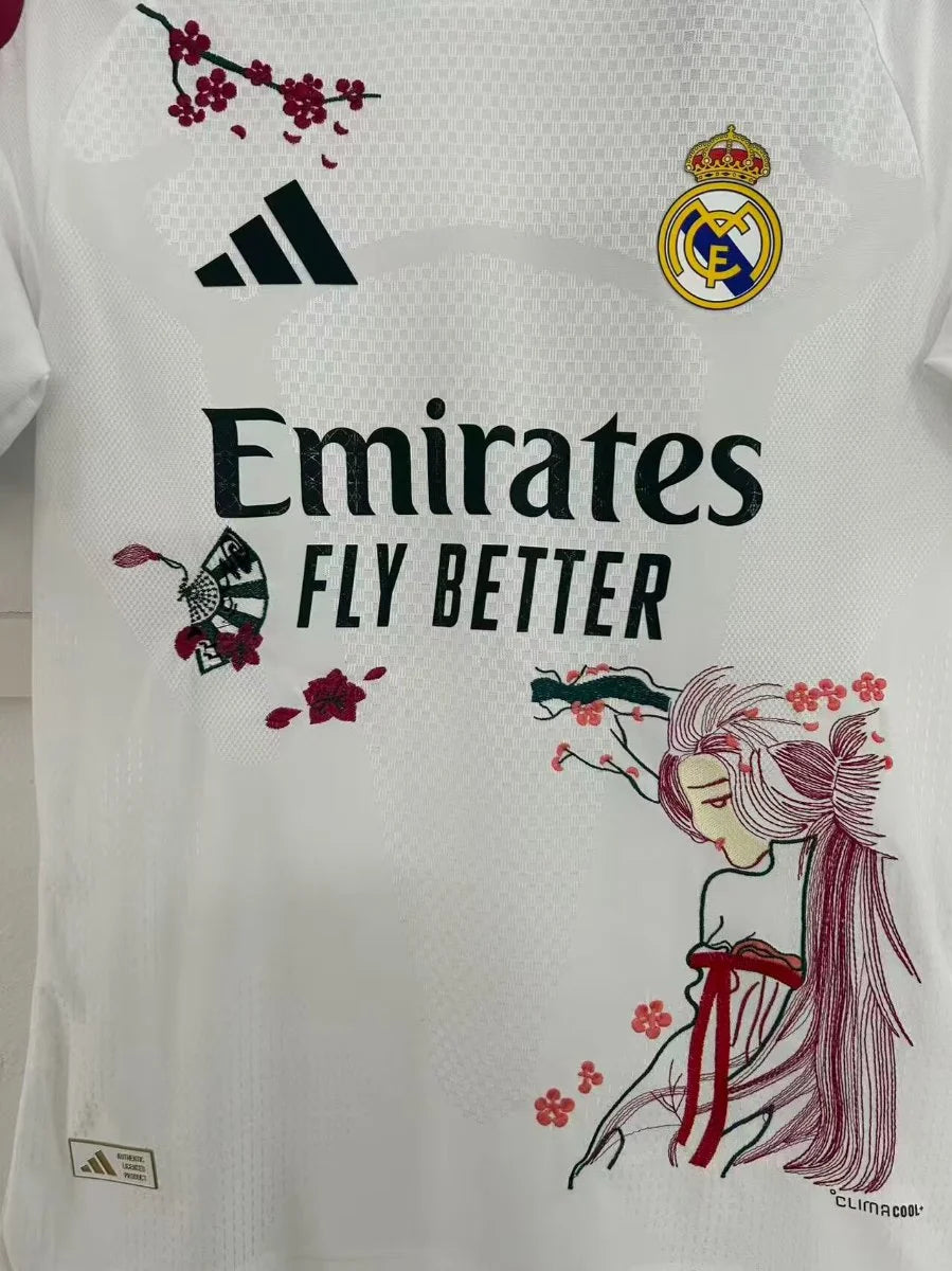 Maillot football Real Madrid Sakura Édition 2026/27