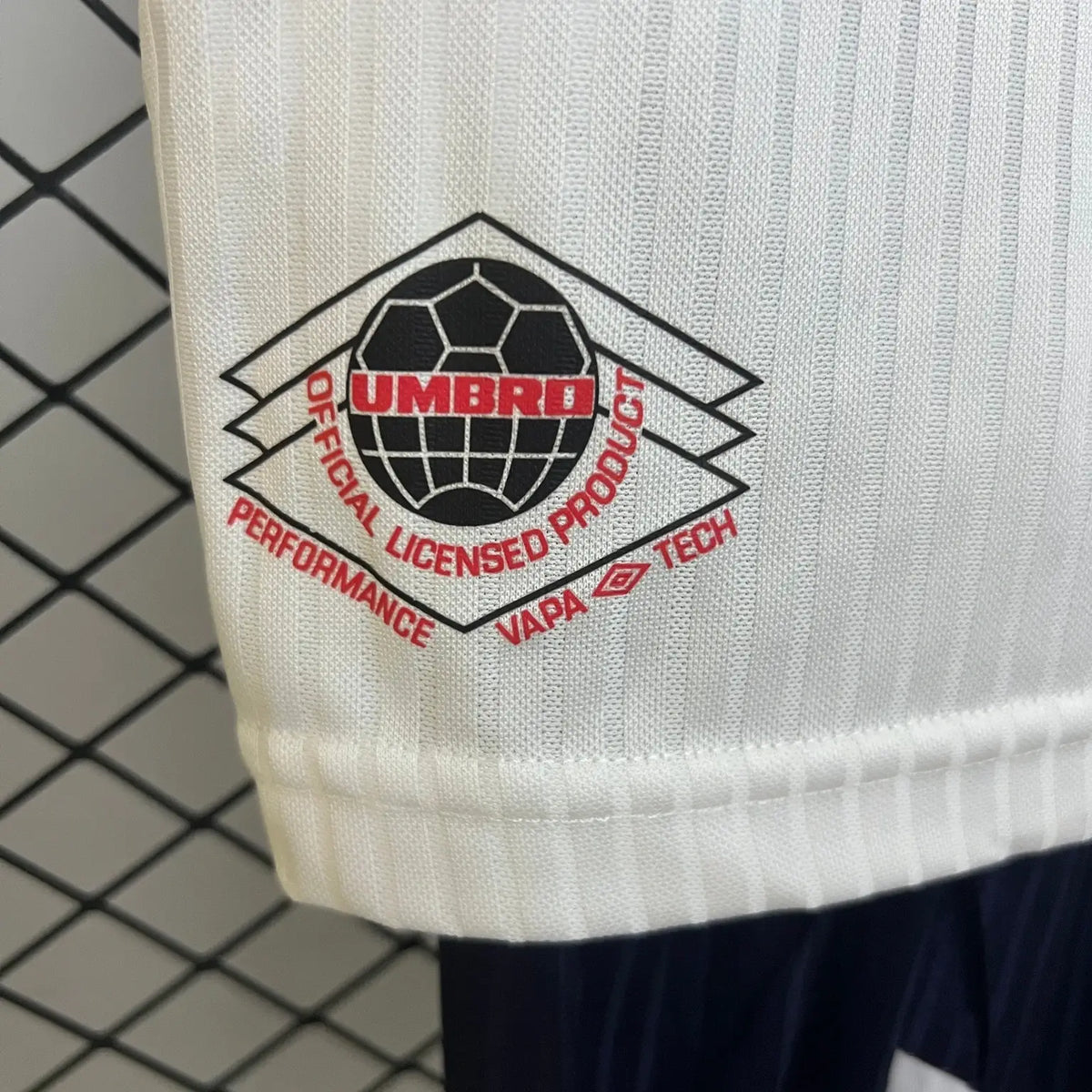 Kit Ensemble Football Angleterre Domicile Enfant Rétro 1998.