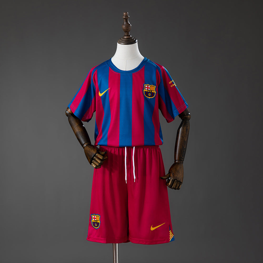 Kit Ensemble Football Barcelone Domicile Enfant Retro 2005/06