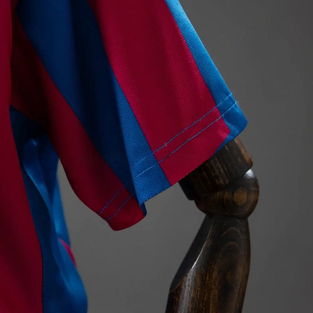 Kit Ensemble Football Barcelone Domicile Enfant Retro 2005/06