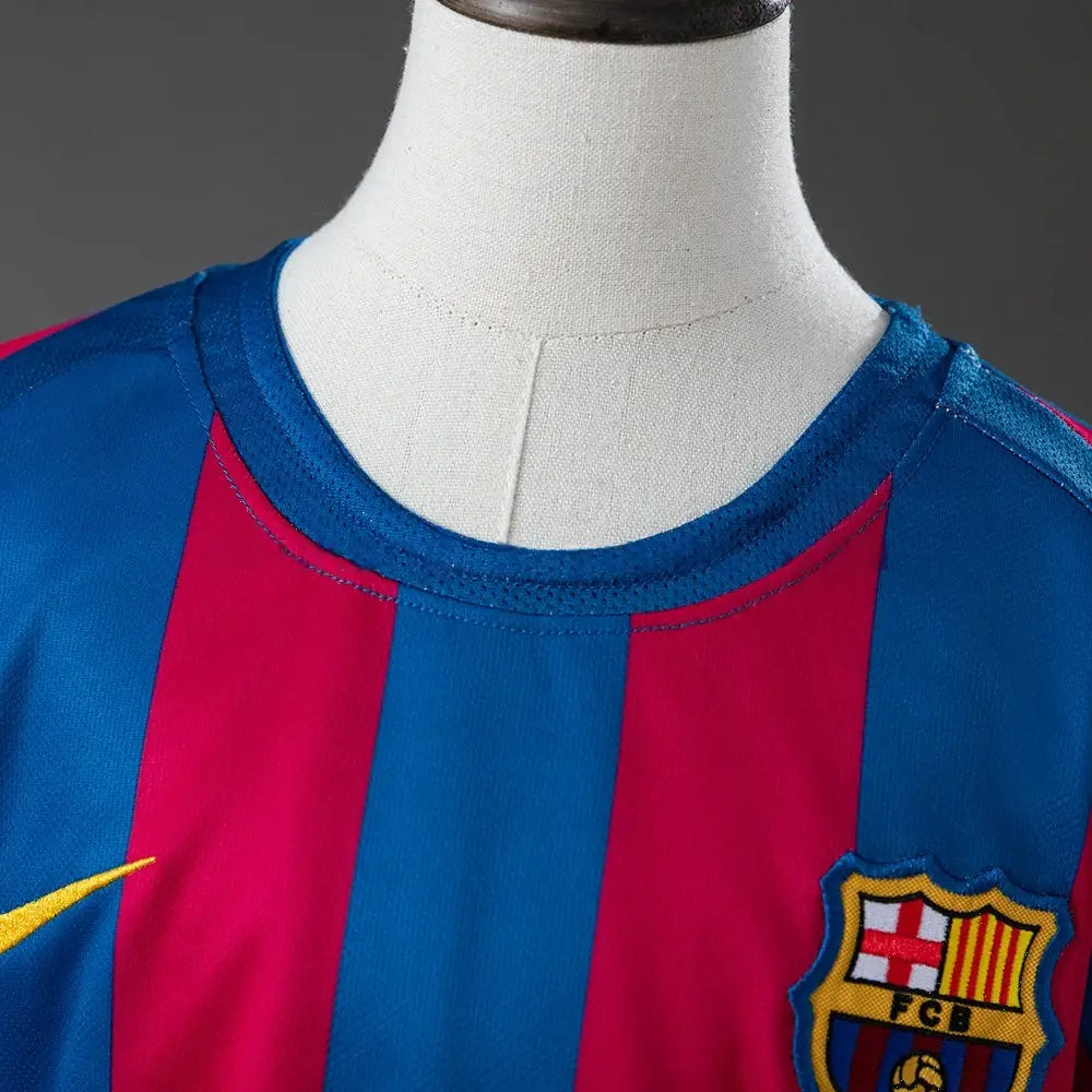 Kit Ensemble Football Barcelone Domicile Enfant Retro 2005/06