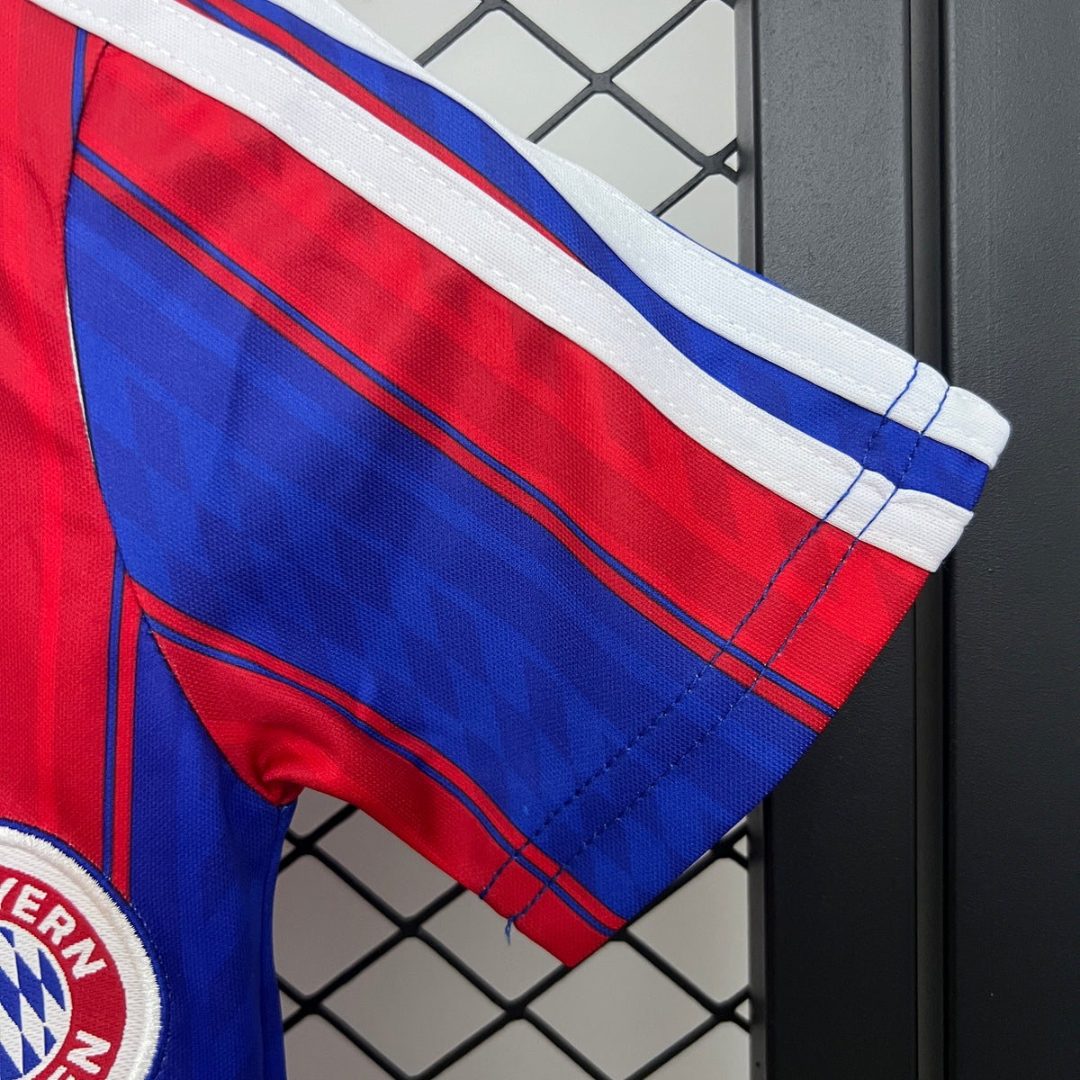 Kit Ensemble Football Bayern Munich Domicile Enfant Retro 1995/1997