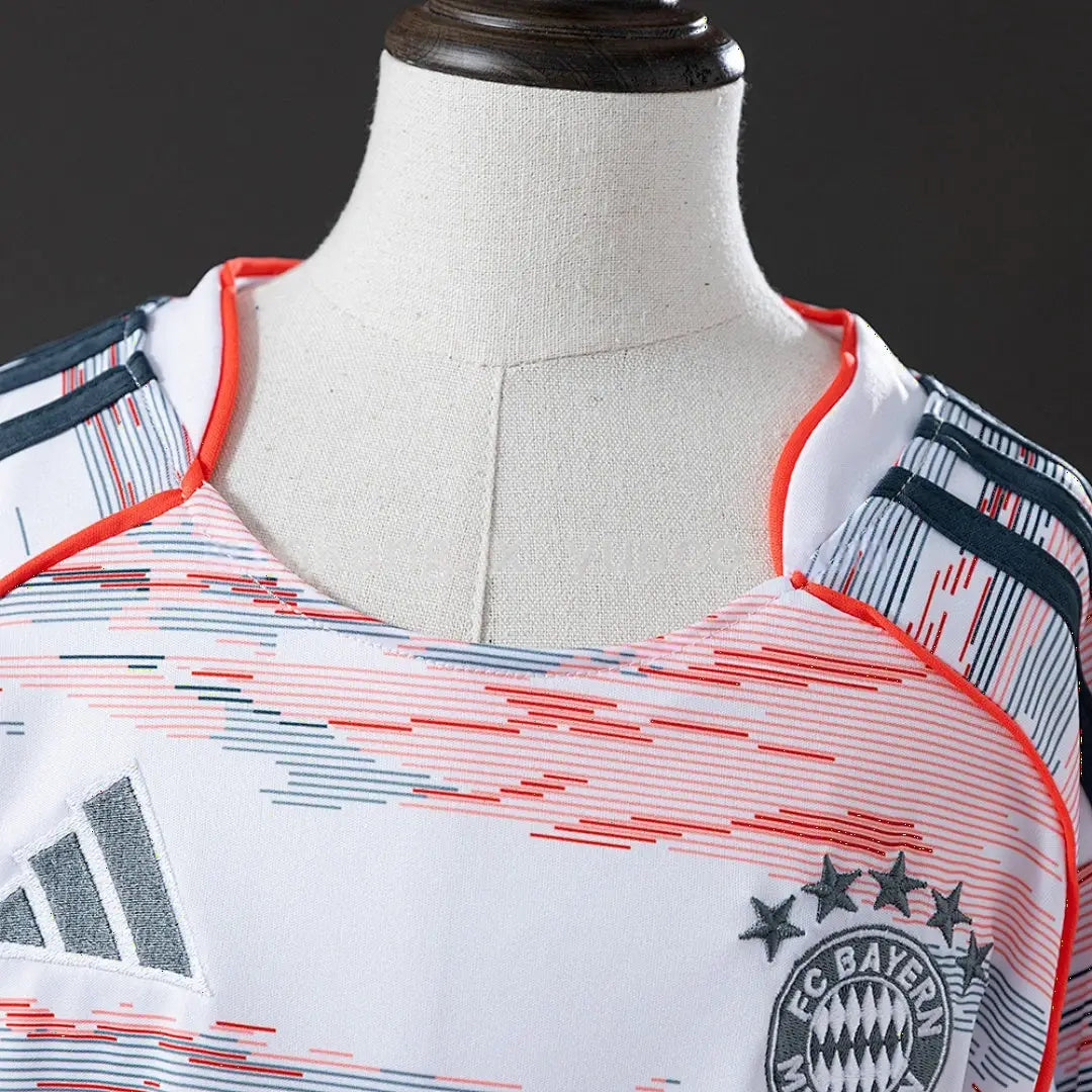 Kit Ensemble Football Bayern Munich Extérieur Enfant 2025/26