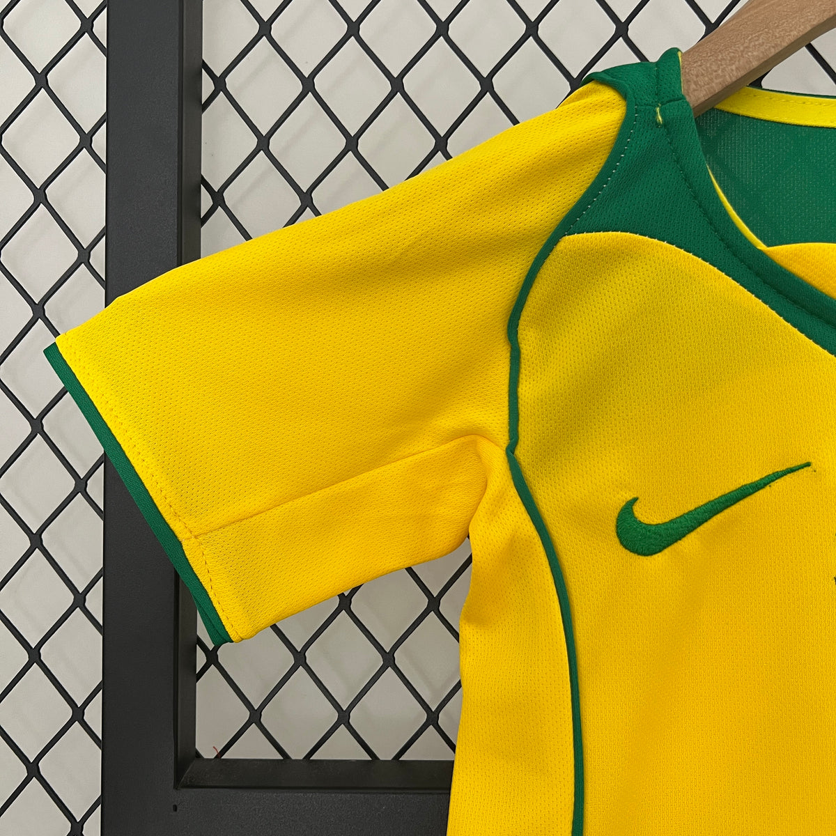 Kit Ensemble Football Brésil Domicile Enfant Rétro 2004
