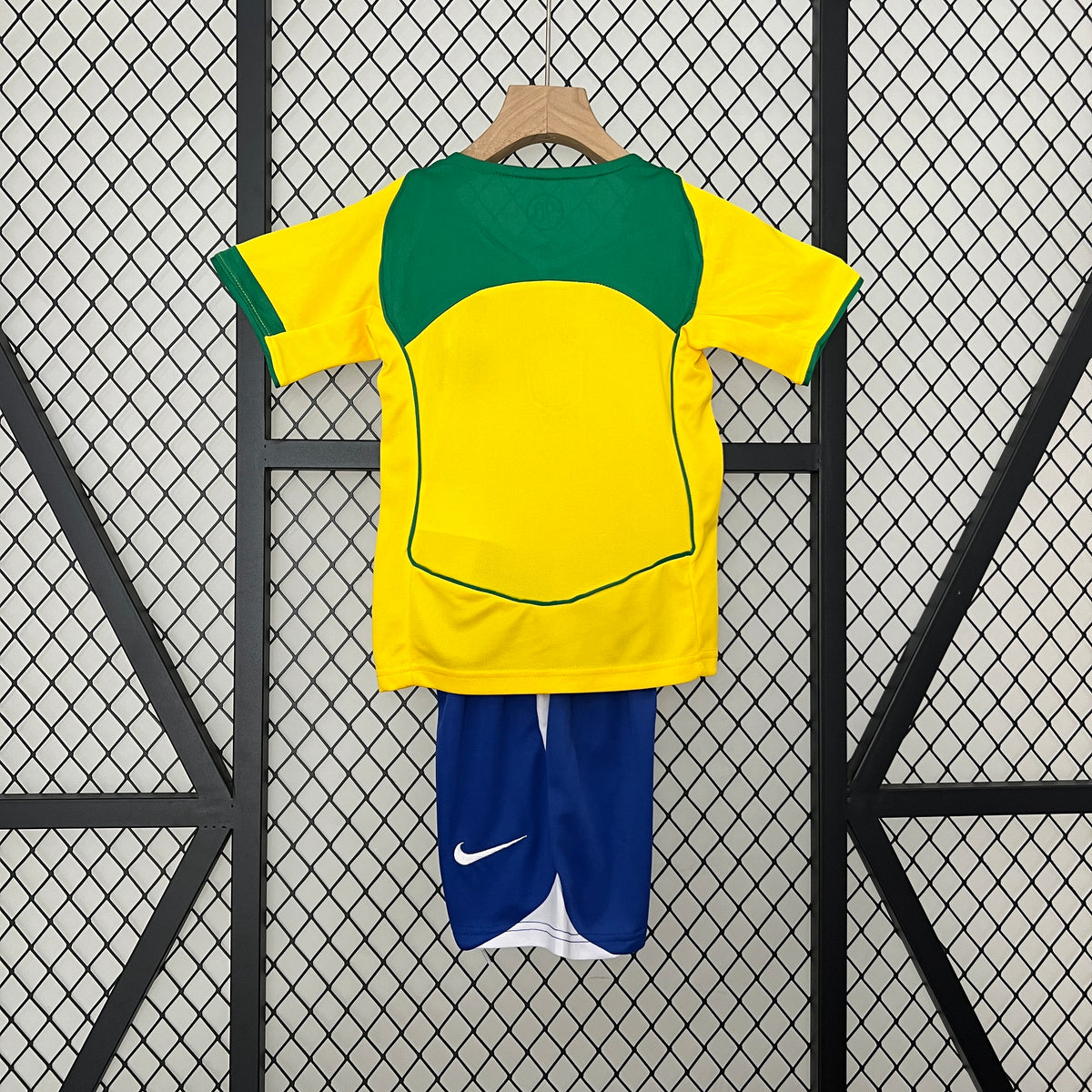 Kit Ensemble Football Brésil Domicile Enfant Rétro 2004