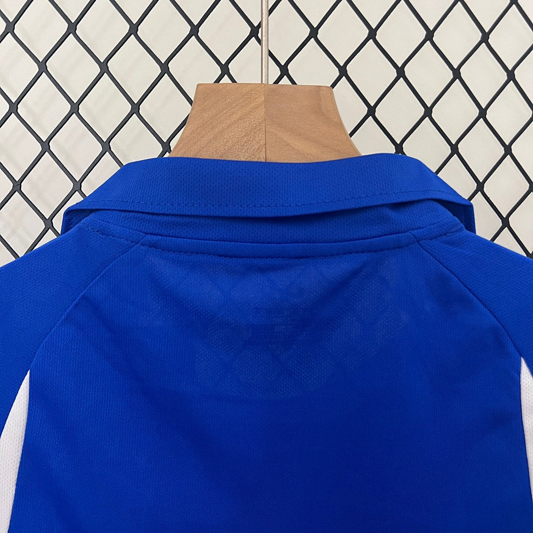 Kit Ensemble Football Brésil Extérieur Enfant Rétro 2002.