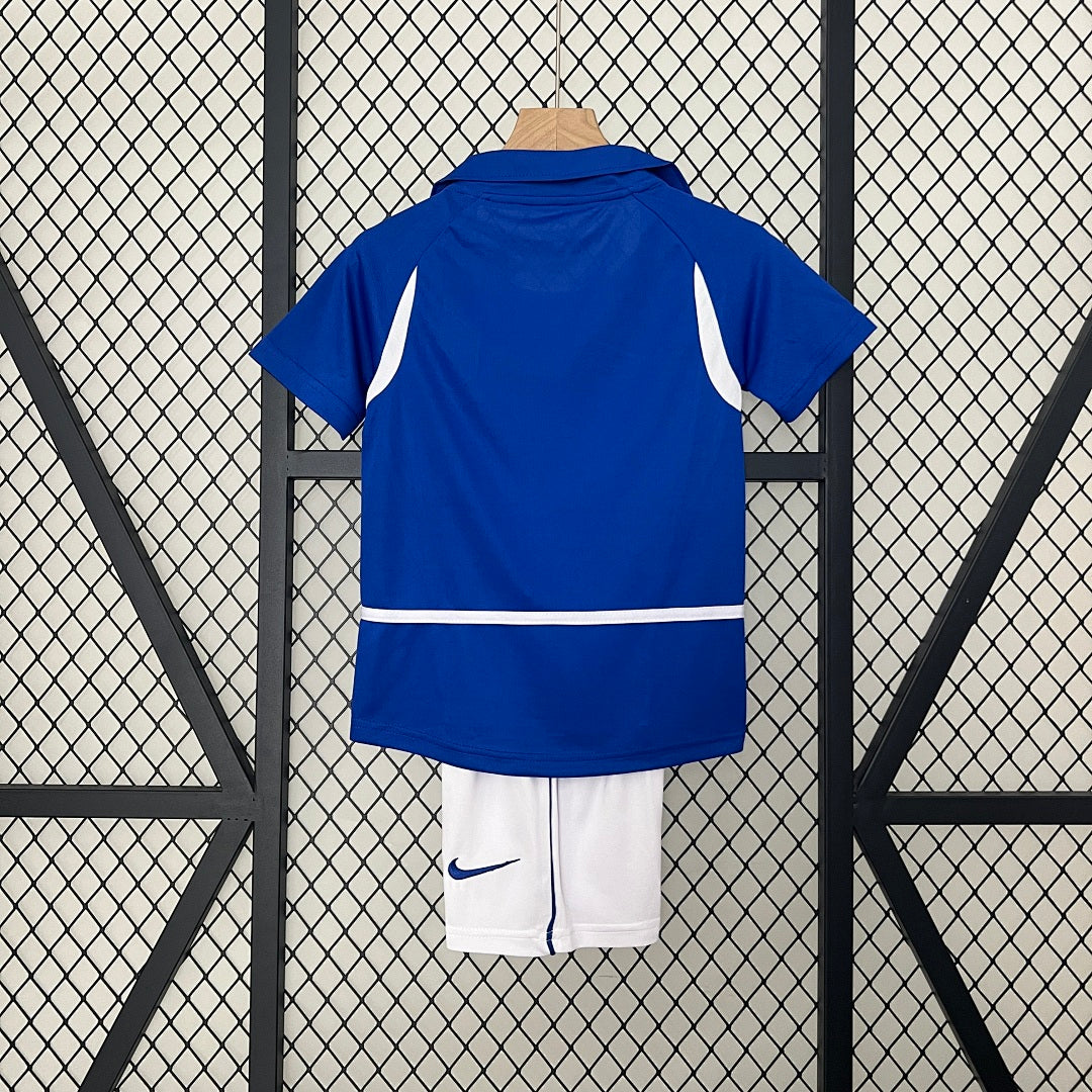 Kit Ensemble Football Brésil Extérieur Enfant Rétro 2002.