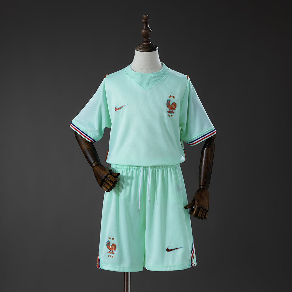 Kit Ensemble Football Extérieur Enfant 2026