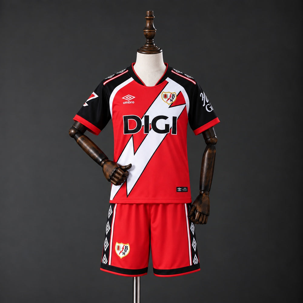 Kit ensemble football extérieur enfant 2026/27 .