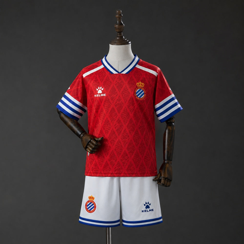 Kit ensemble football extérieur enfant 2026/27 .