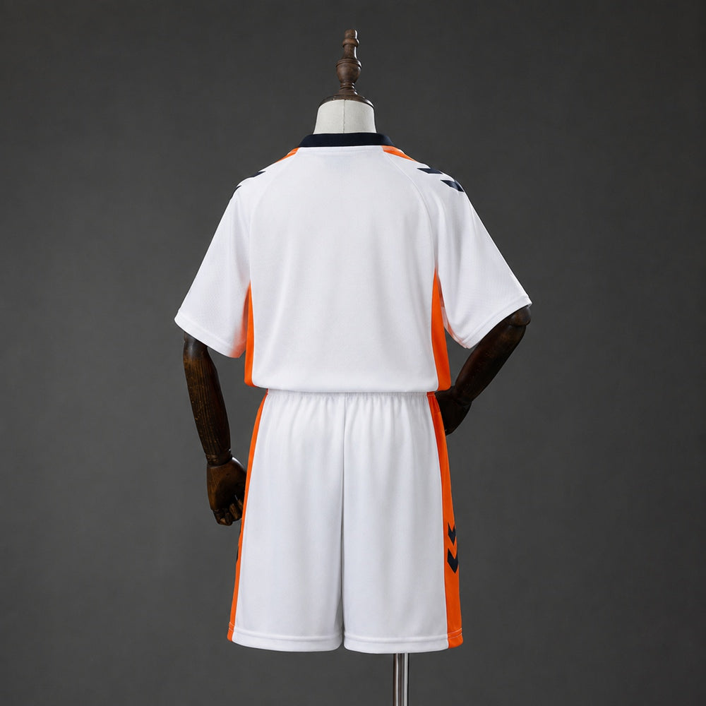 Kit ensemble football extérieur enfant 2026/27 .