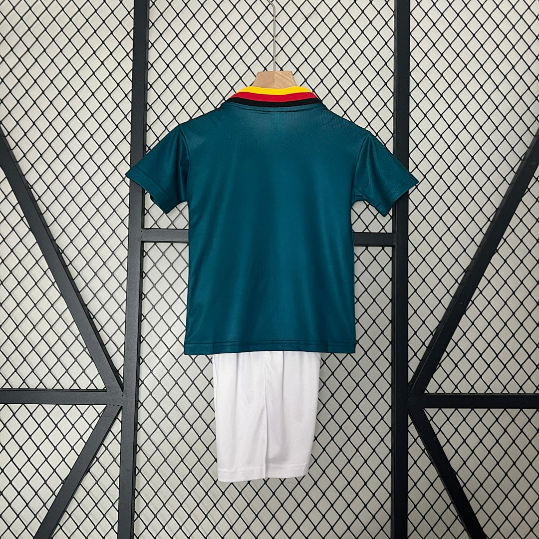 Kit Ensemble Football Extérieur Enfant Rétro 1994