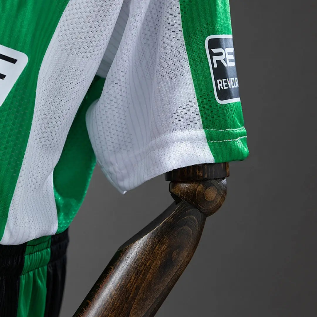 Kit Ensemble Football Real Betis Domicile Enfant 2025/26