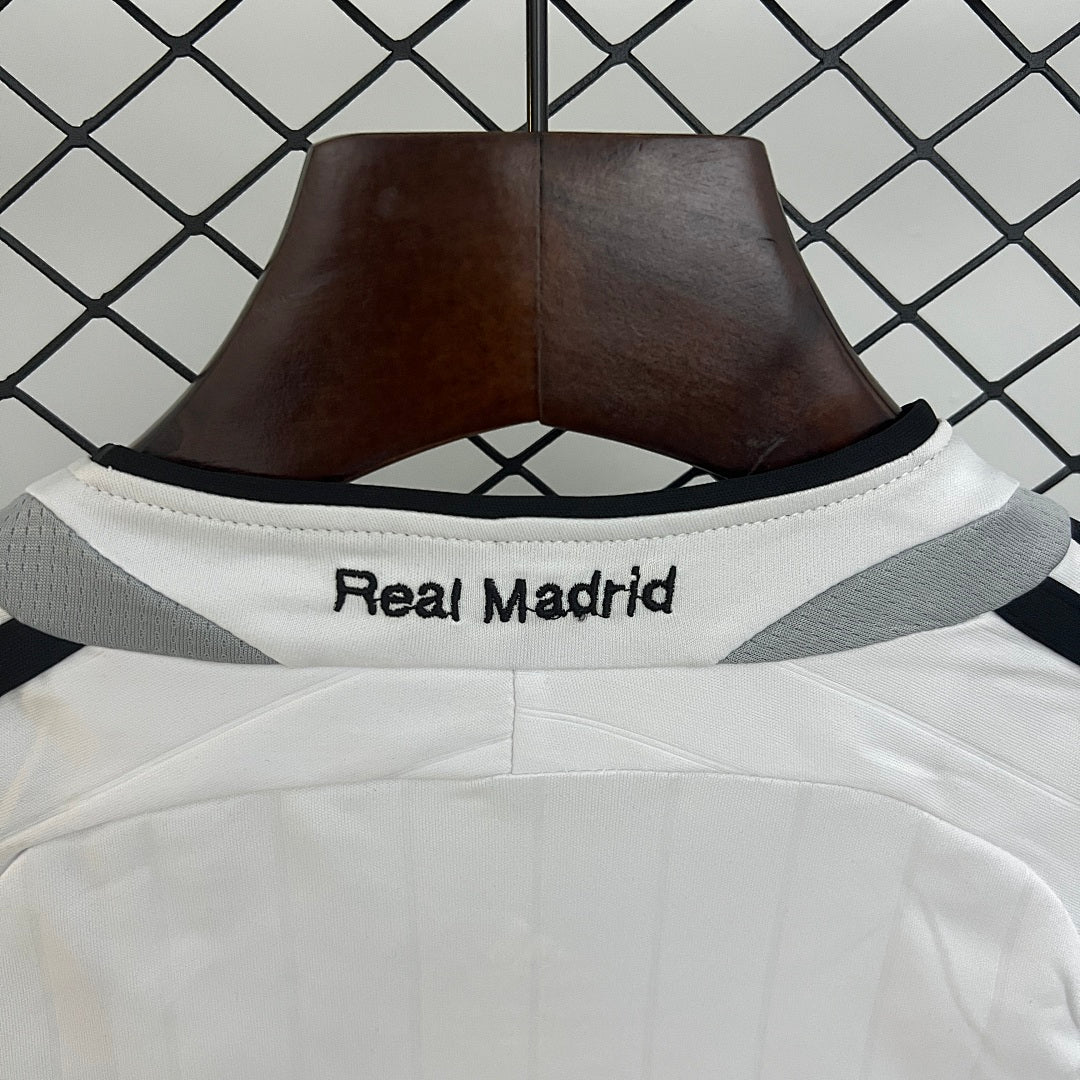 Kit Ensemble Football Real Madrid Domicile Enfant Rétro 2006/07