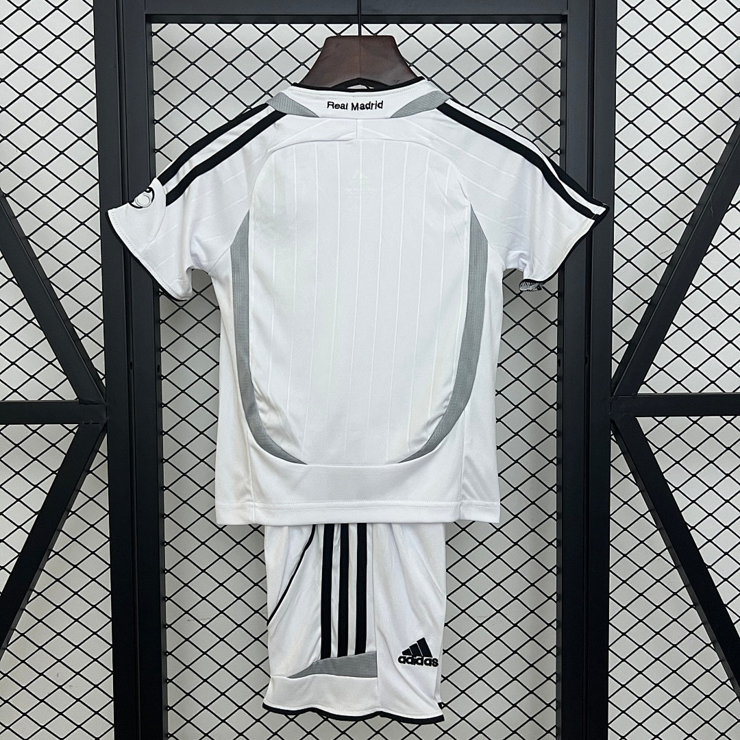 Kit Ensemble Football Real Madrid Domicile Enfant Rétro 2006/07
