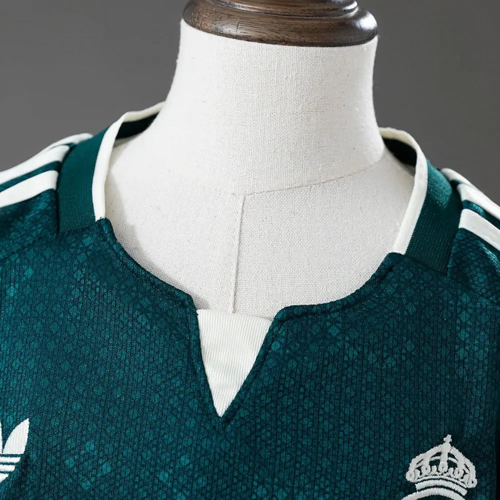 Kit Ensemble Football Real Madrid Extérieur Enfant 2026/27