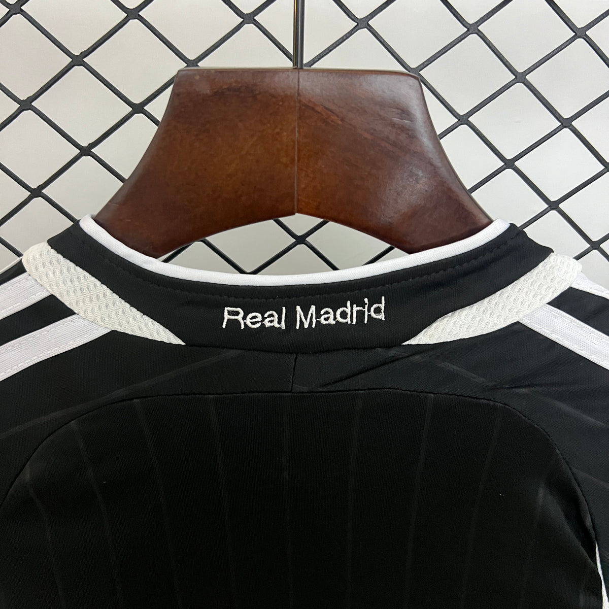 Kit Ensemble Football Real Madrid Extérieur Enfant Rétro 2006/07