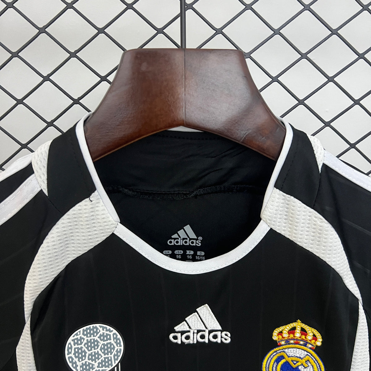 Kit Ensemble Football Real Madrid Extérieur Enfant Rétro 2006/07