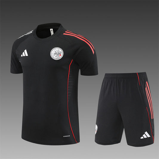 Kit Football Ajax Ensemble Training 2025/26 - Adulte / Enfant