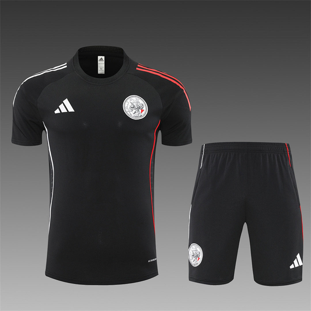 Kit Football Ajax Ensemble Training 2025/26 - Adulte / Enfant