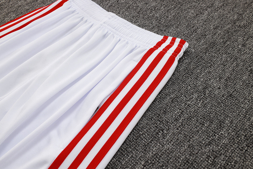 Kit Football Bayern Ensemble Training 2025/26