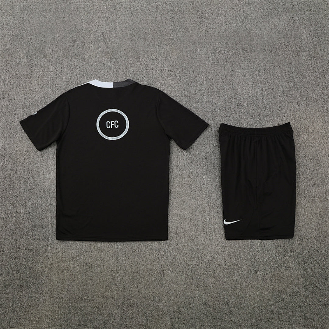 Kit Football Chelsea Ensemble Training 2025/26 - Adulte