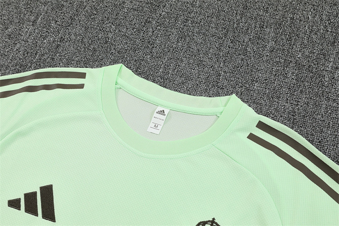 Kit football ensemble training 2025/26 - Adulte