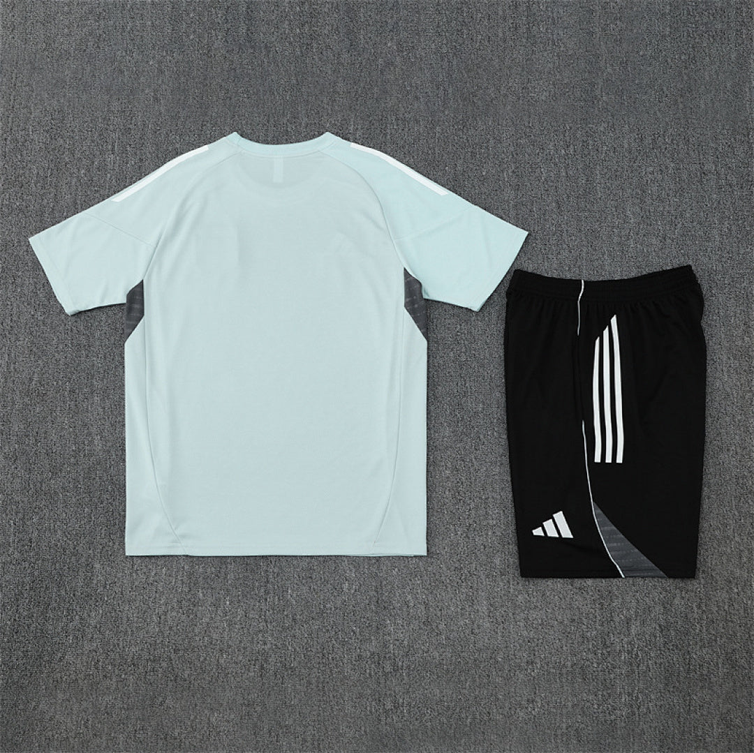 Kit football Japon ensemble training 2025/26 - Adulte