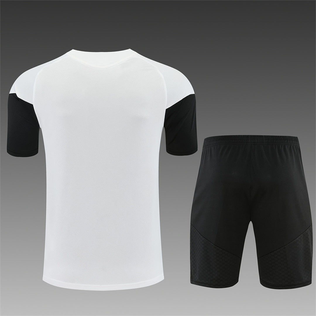 Kit football Liverpool ensemble training 2026/27 - Blanc