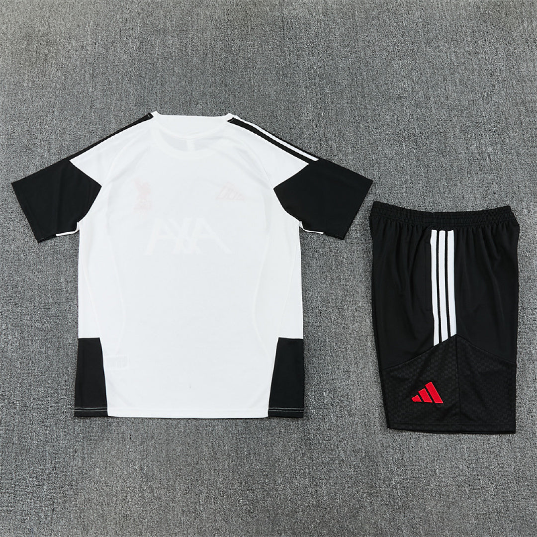 Kit football Liverpool ensemble training 2026/27 - Blanc