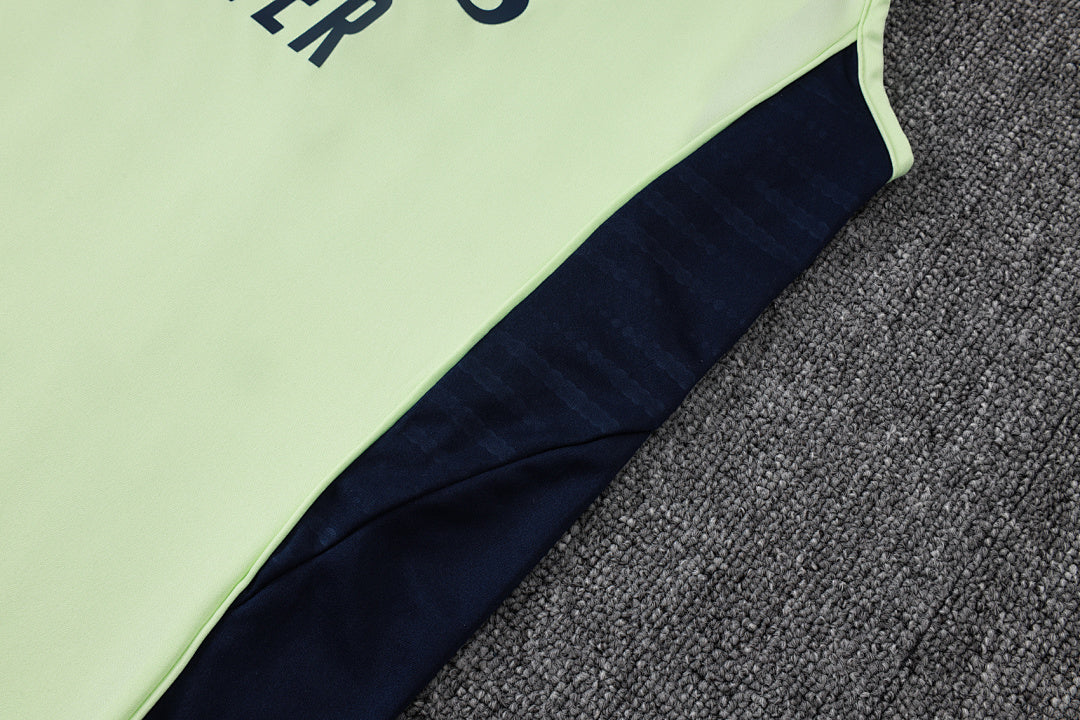 Kit Football Real Madrid Ensemble Training 2025/26