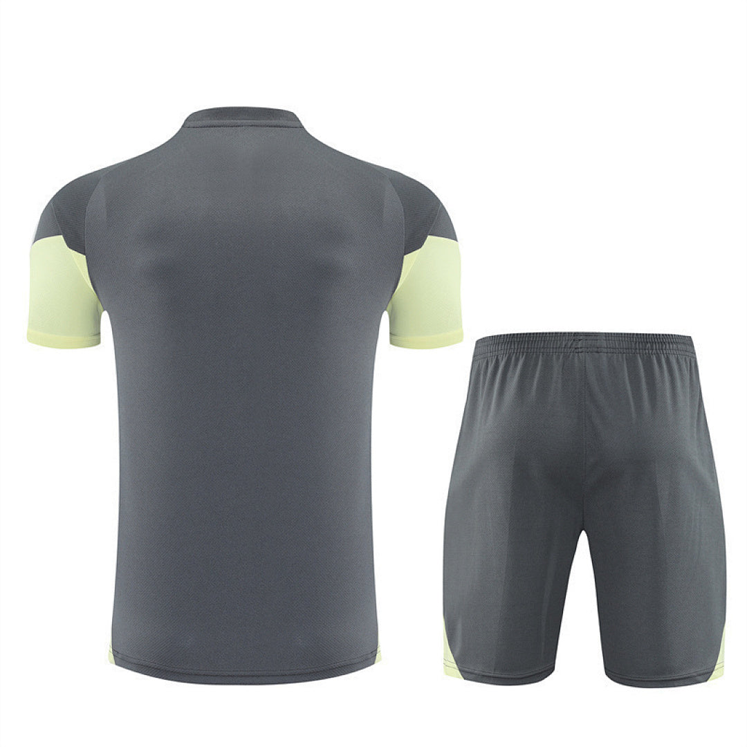 Kit Football Real Madrid Ensemble Training 2025/26 - Adulte/Enfant