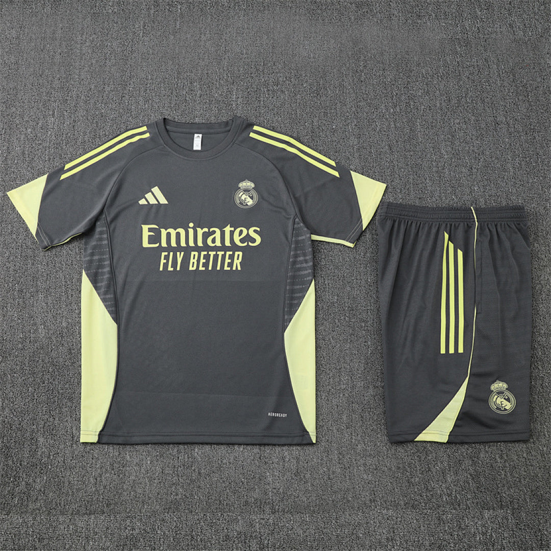 Kit Football Real Madrid Ensemble Training 2025/26 - Adulte/Enfant