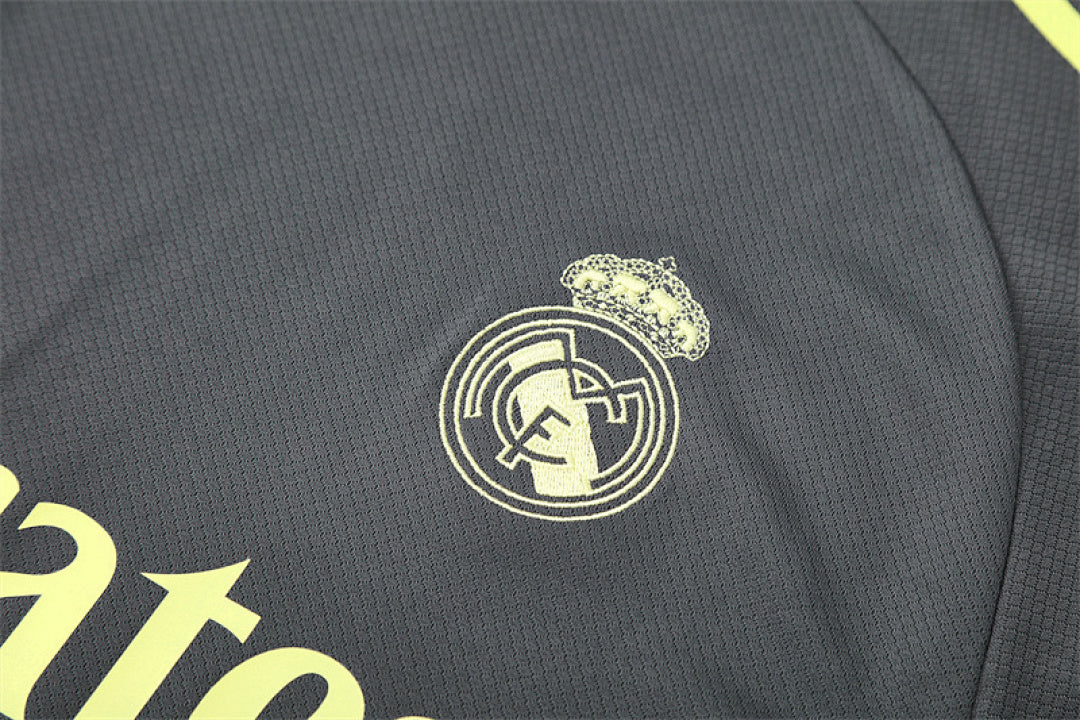 Kit Football Real Madrid Ensemble Training 2025/26 - Adulte/Enfant