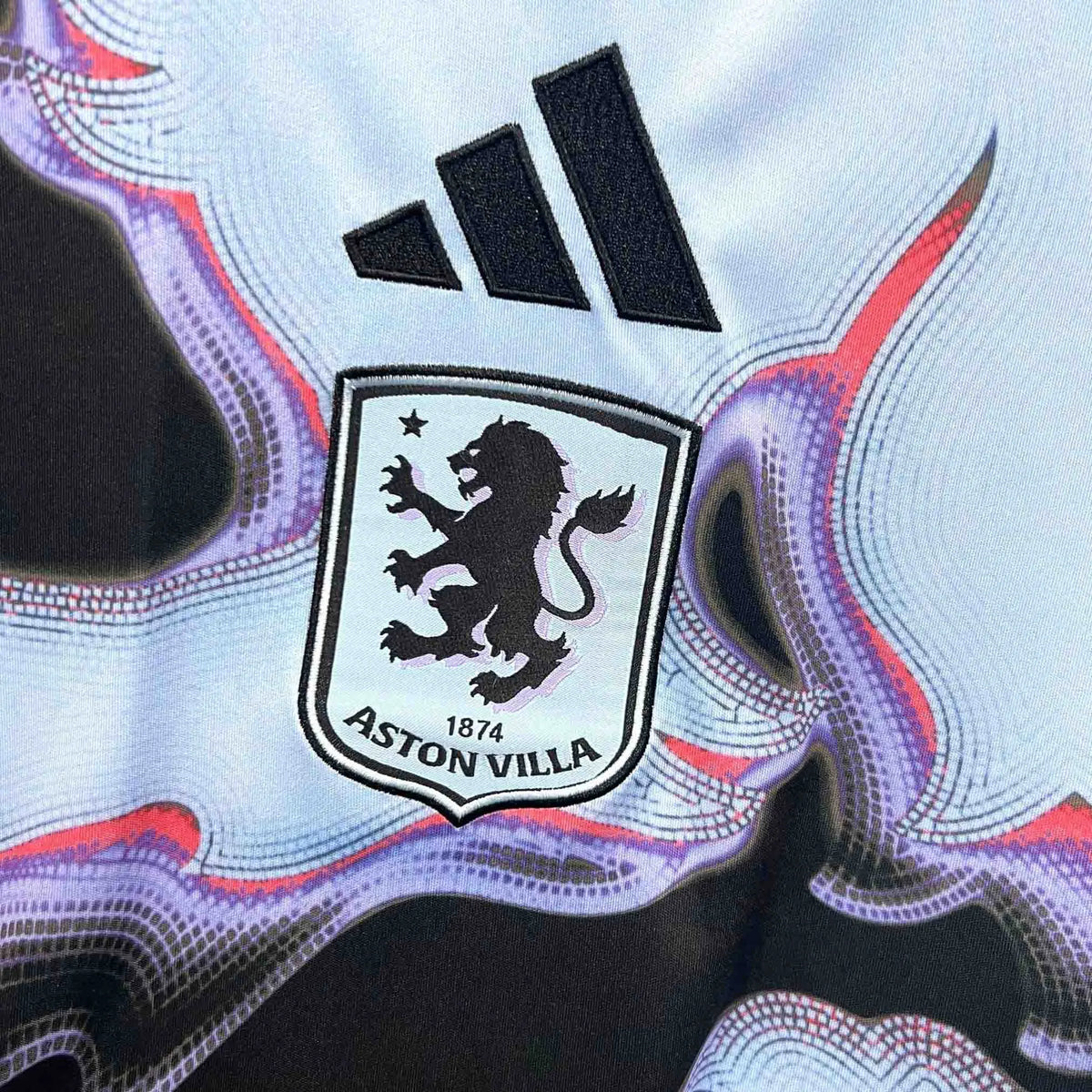 Maillot Aston Villa pré match 26/27