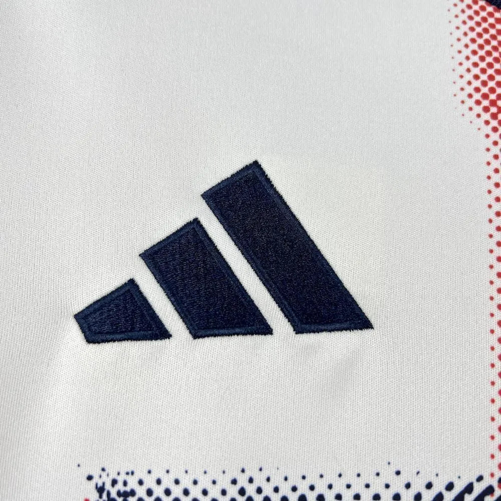 Maillot Bayern Munich pré match 26/27
