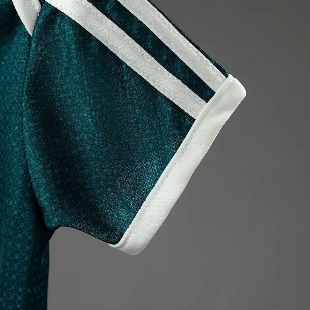 Maillot Bébé Extérieur 2026/2027