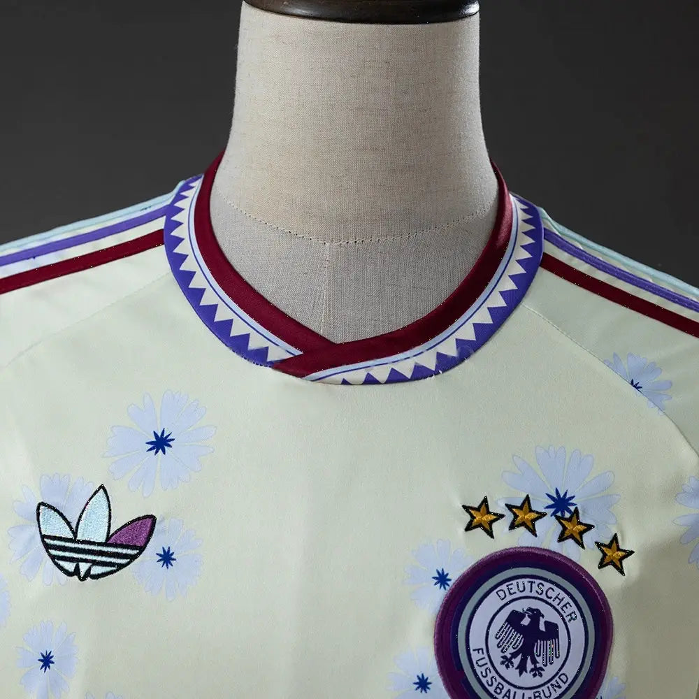 Maillot football Allemagne version spéciale 2026/27