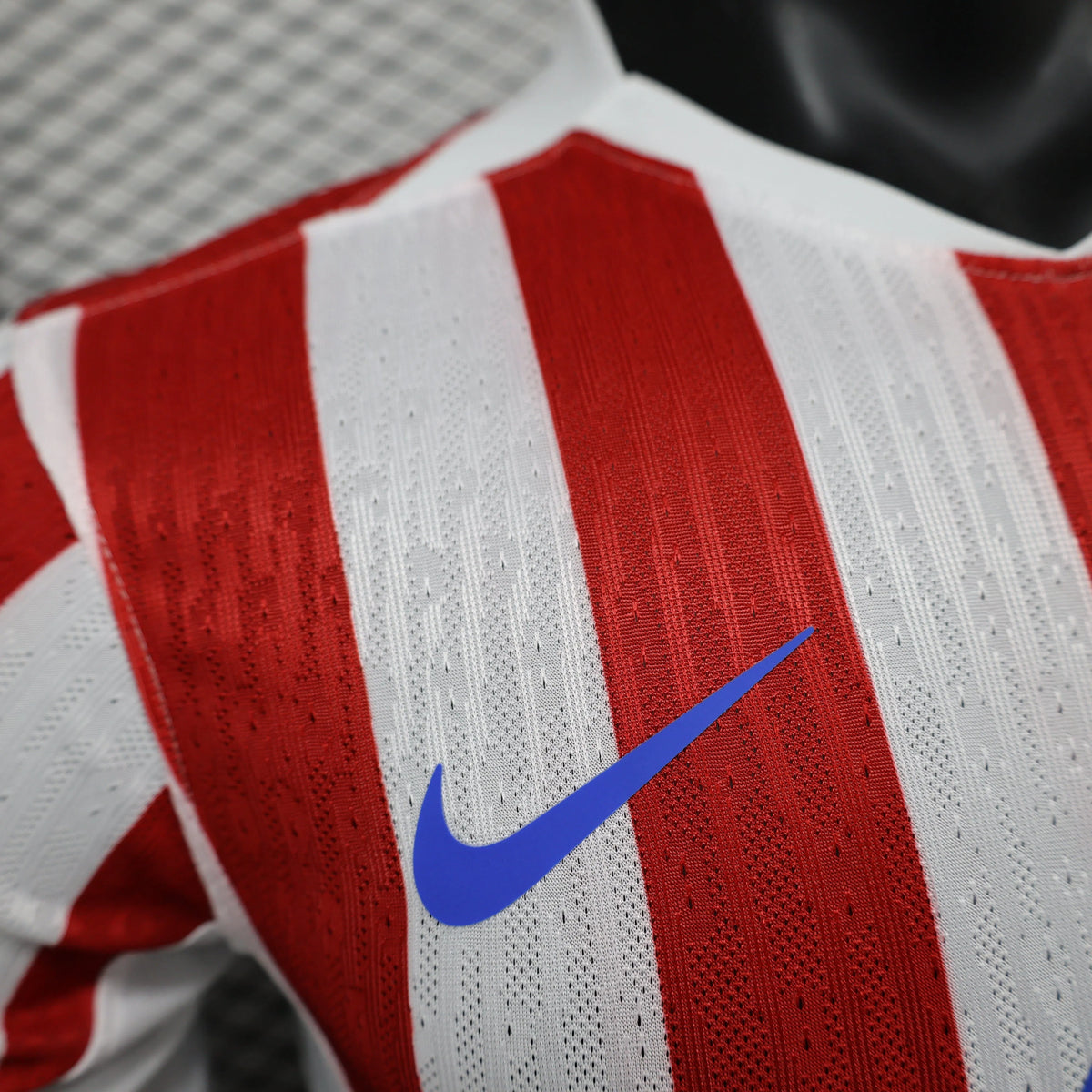 Maillot football Atletico Madrid domicile Player Version 2025/26
