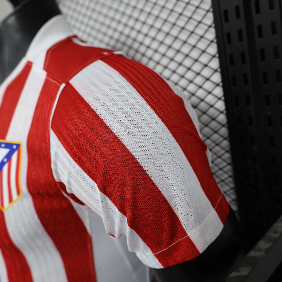 Maillot football Atletico Madrid domicile Player Version 2025/26