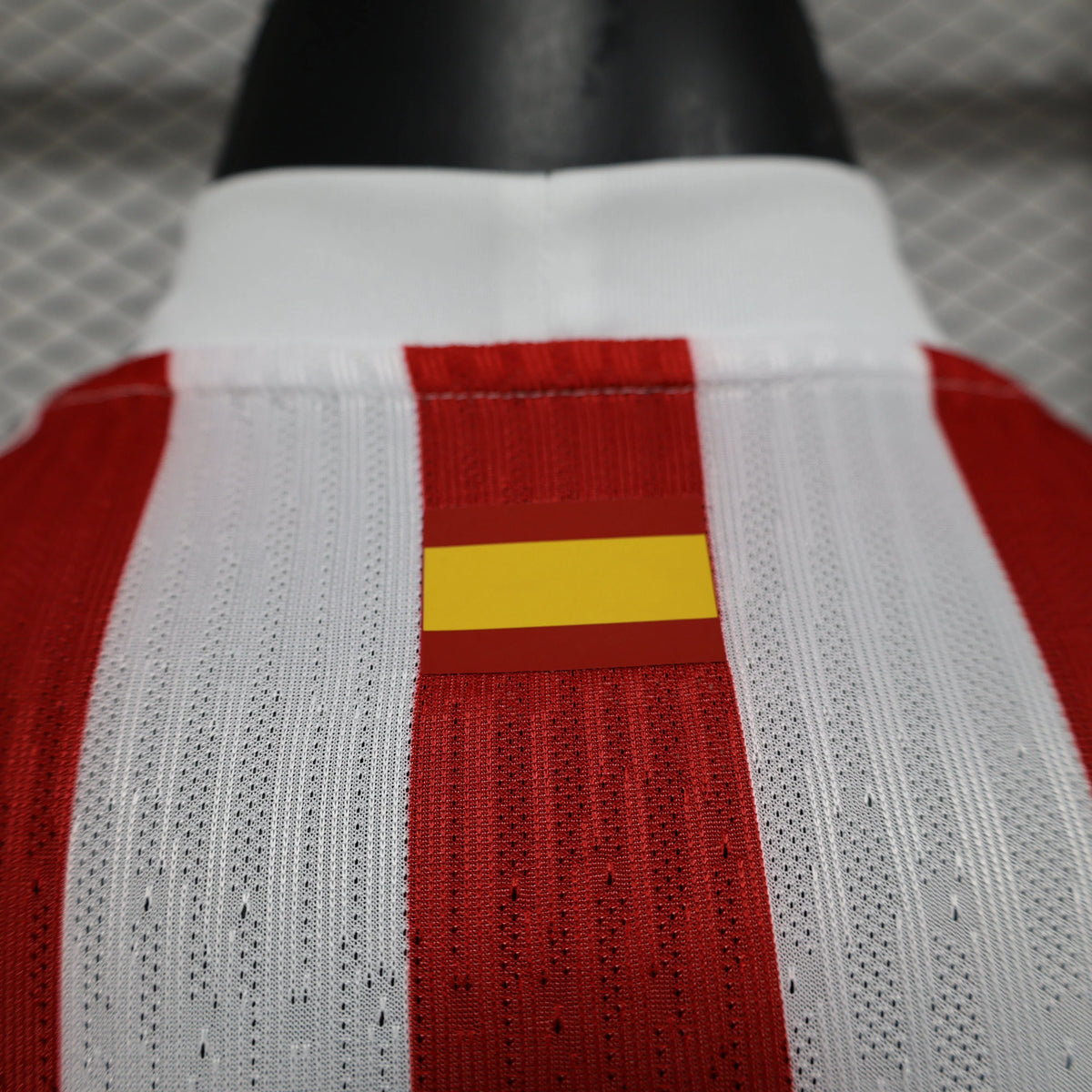 Maillot football Atletico Madrid domicile Player Version 2025/26