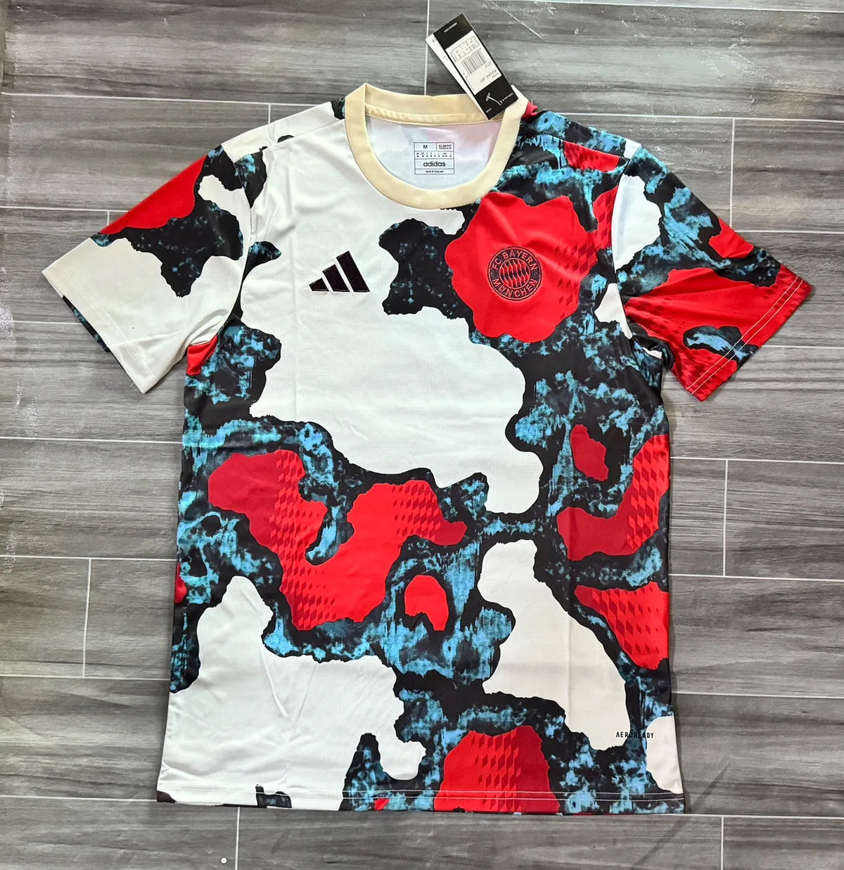 Maillot football Bayern Munich entraînement training 2024/25