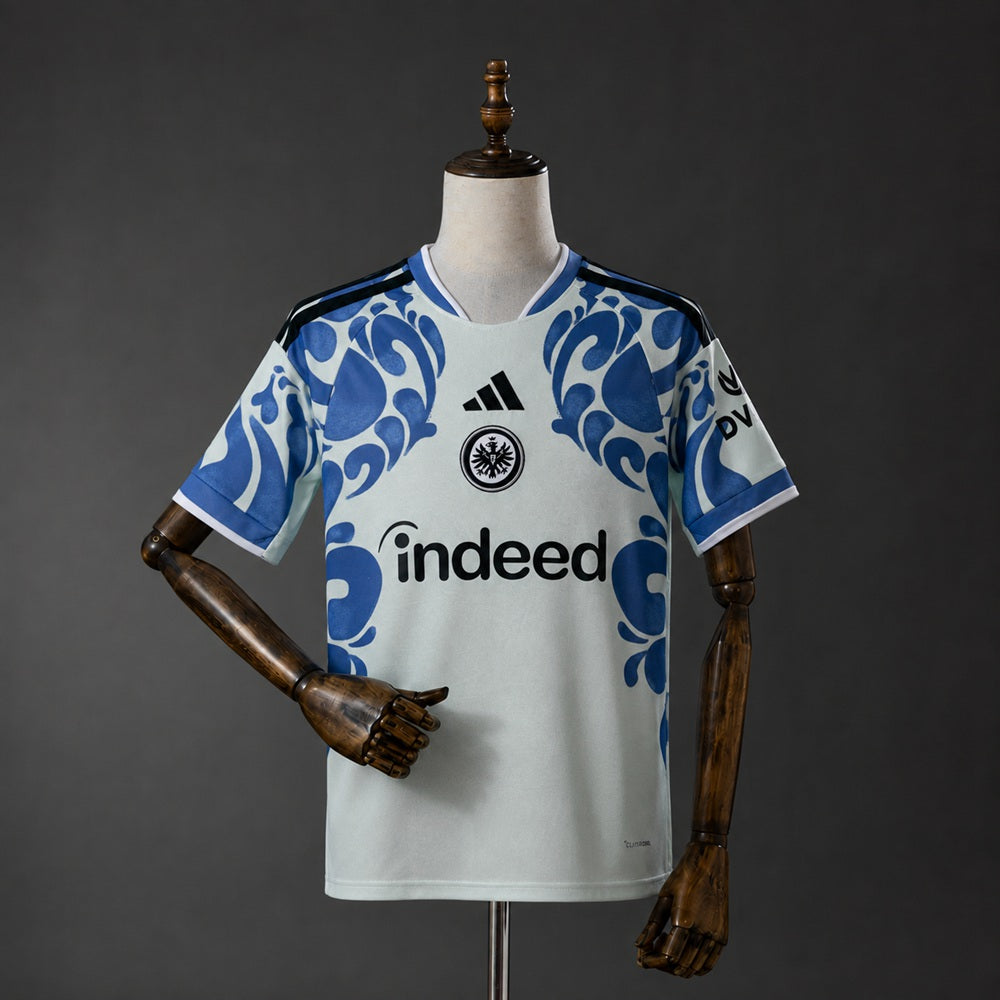 Maillot football Eintracht Frankfurt extérieur 2026/27