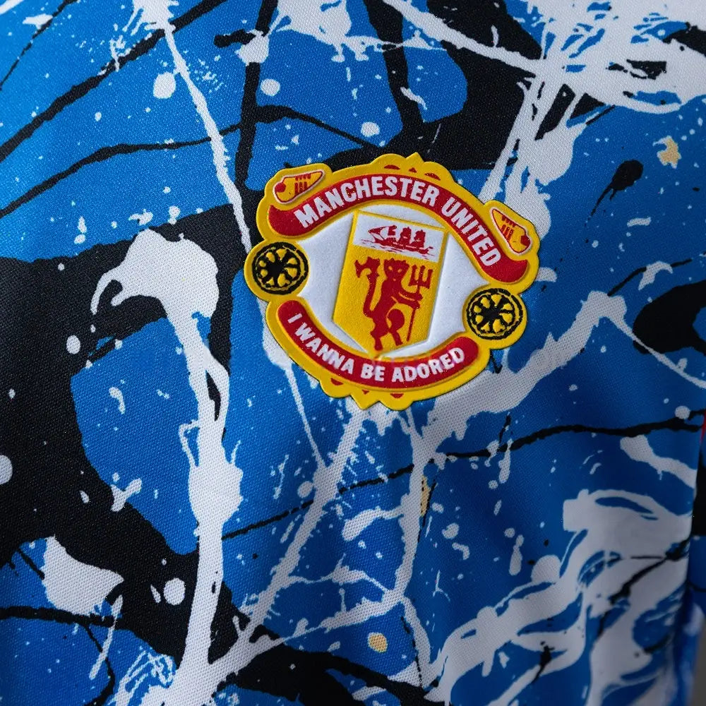 Maillot football M-U 26/27 Collaboration Rose