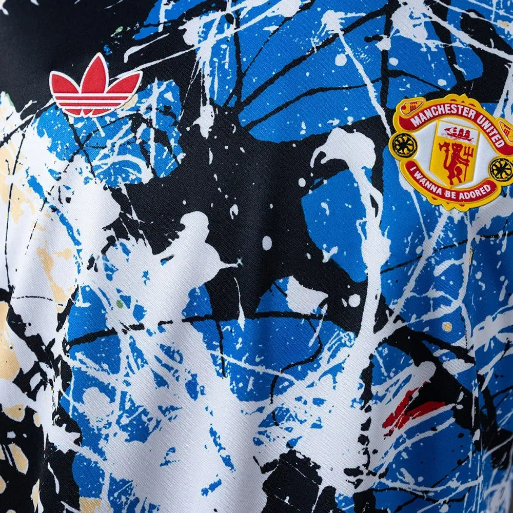 Maillot football M-U 26/27 Collaboration Rose