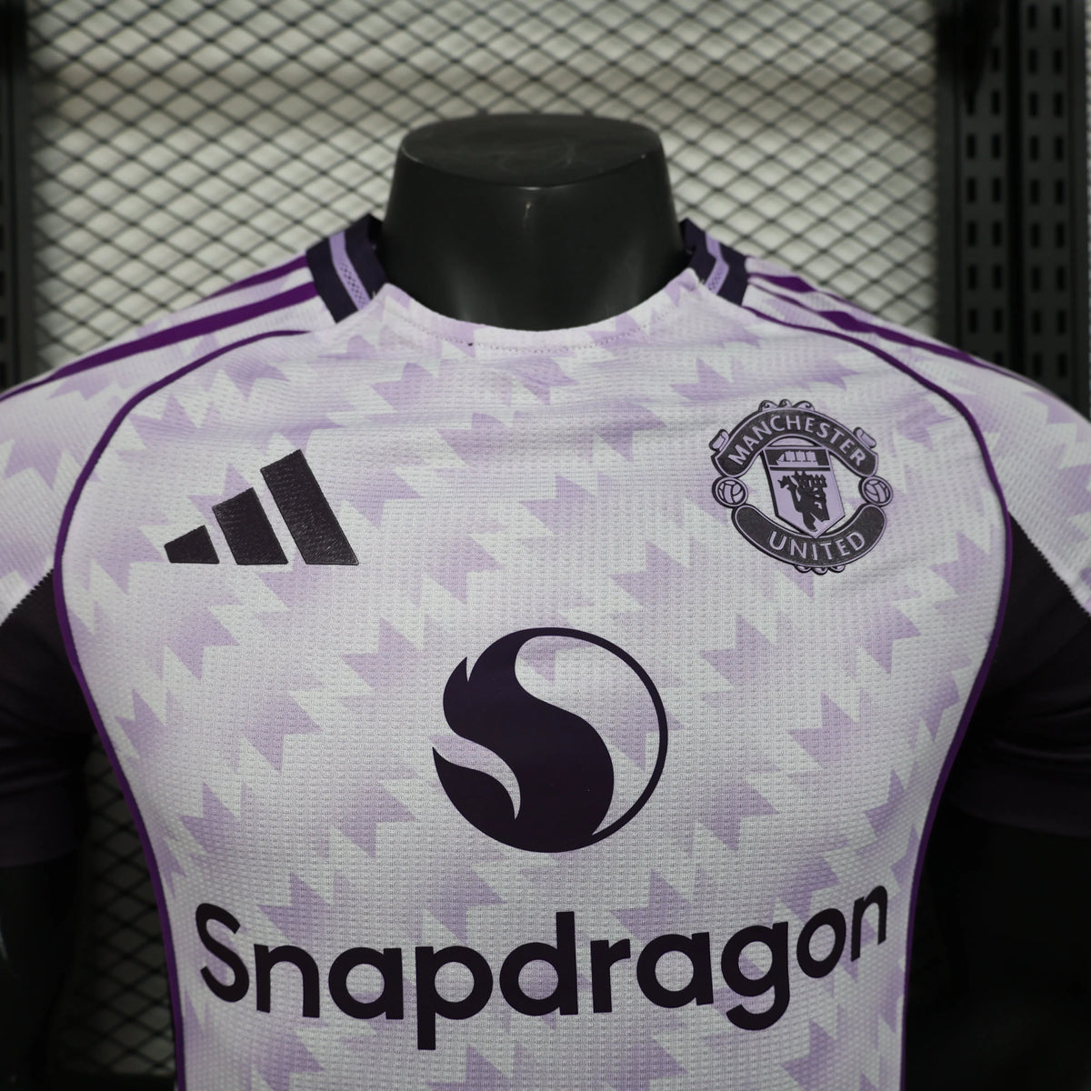 Maillot football Manchester United entraînement training Player Version 2024/25