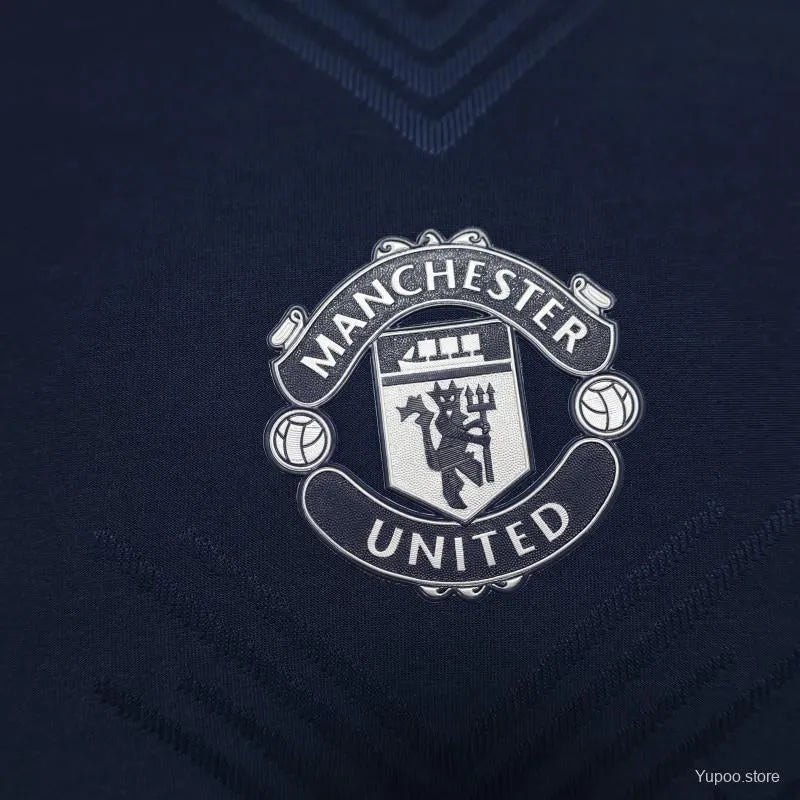 Maillot football Manchester United pré-match entraînement Player Version 2024/25