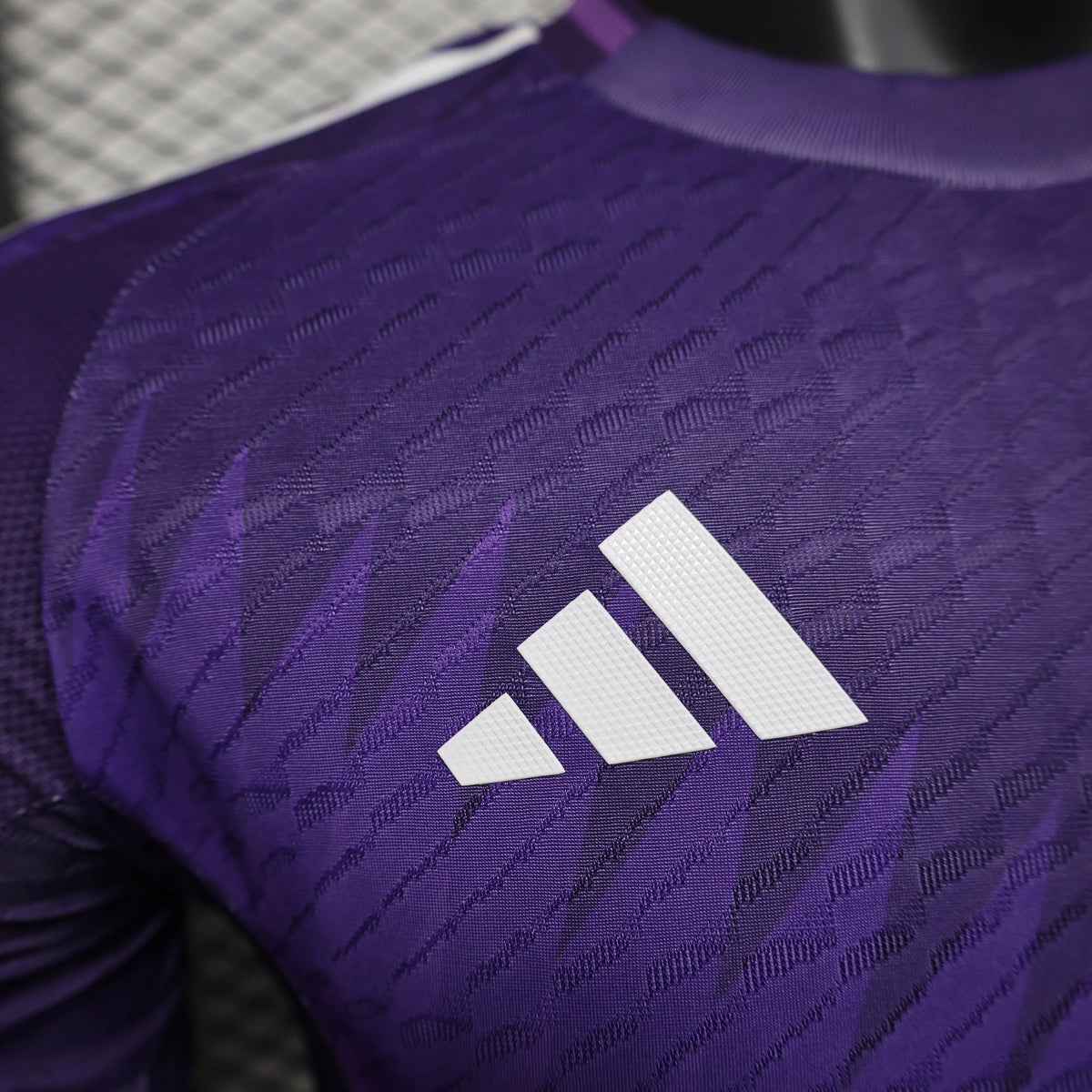 Maillot football Manchester United violet Player Version 2025/26
